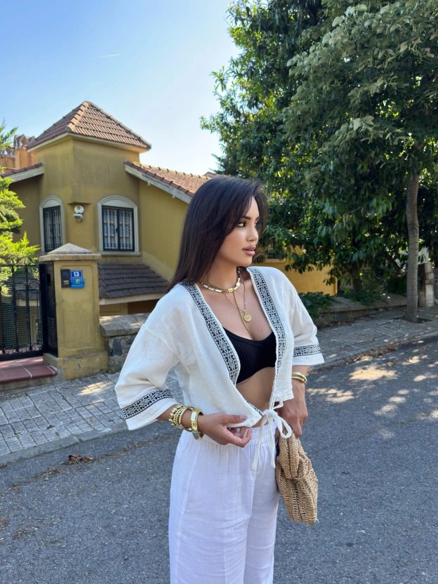 Ekru Müslin Şeritli Kimona