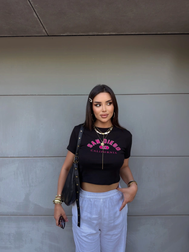 Siyah San Diego Baskılı Crop