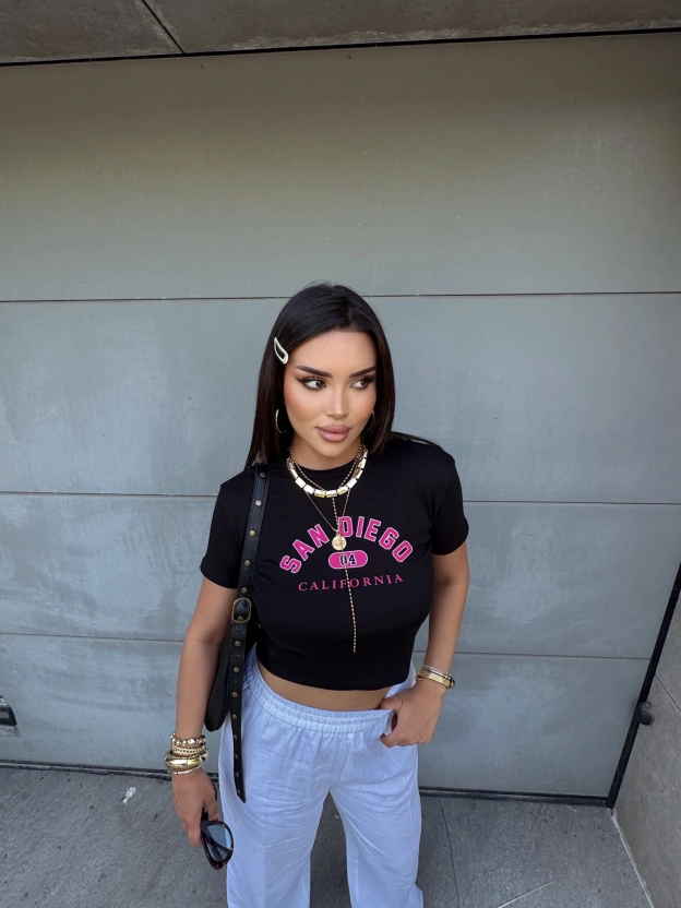Siyah San Diego Baskılı Crop