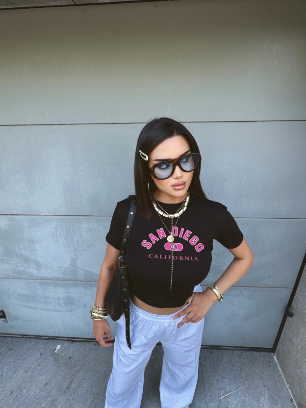 Siyah San Diego Baskılı Crop