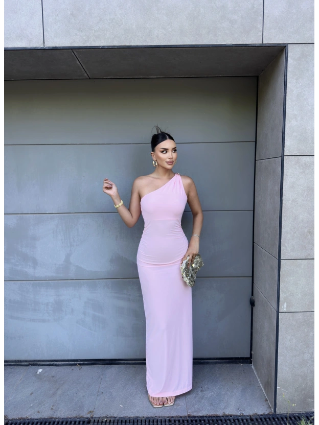 Pembe Toka Detay Drapeli Uzun Elbise