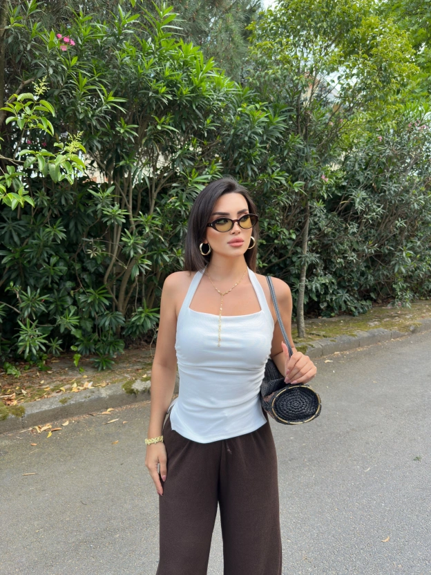 Beyaz Halter Yaka Drapeli Crop