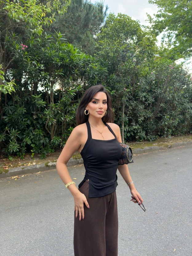Siyah Halter Yaka Drapeli Crop