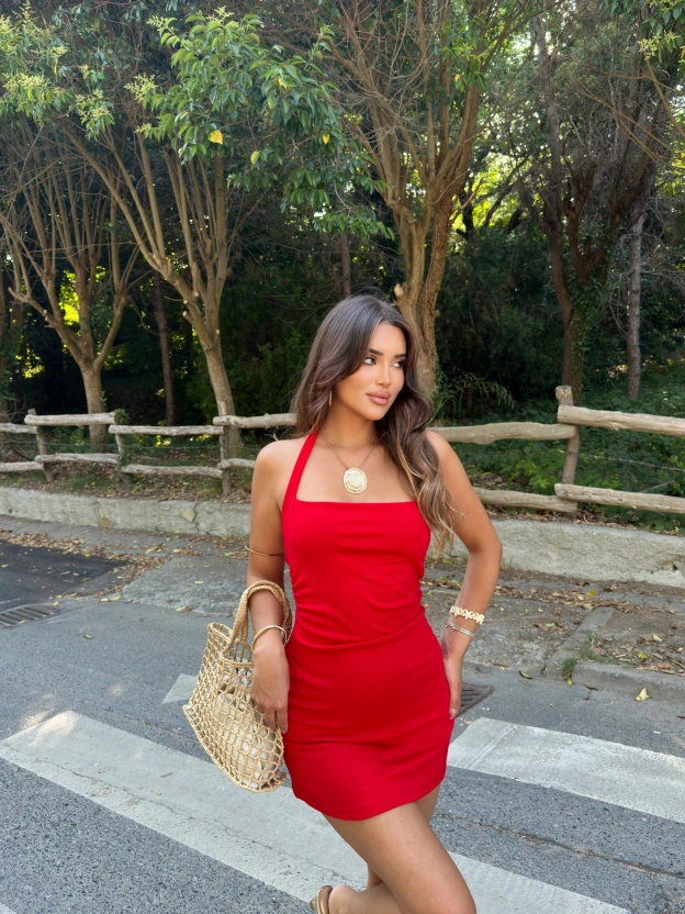 Kırmızı Halter Yaka Drapeli Mini Elbise