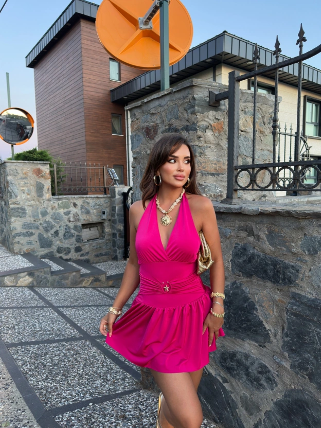 Pembe Deniz Yıldızı Aksesuarlı Mini Elbise