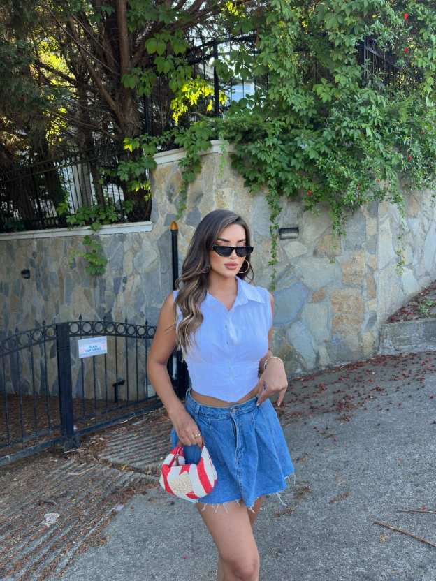Beyaz Sıfır Kol Gipeli Crop Gömlek