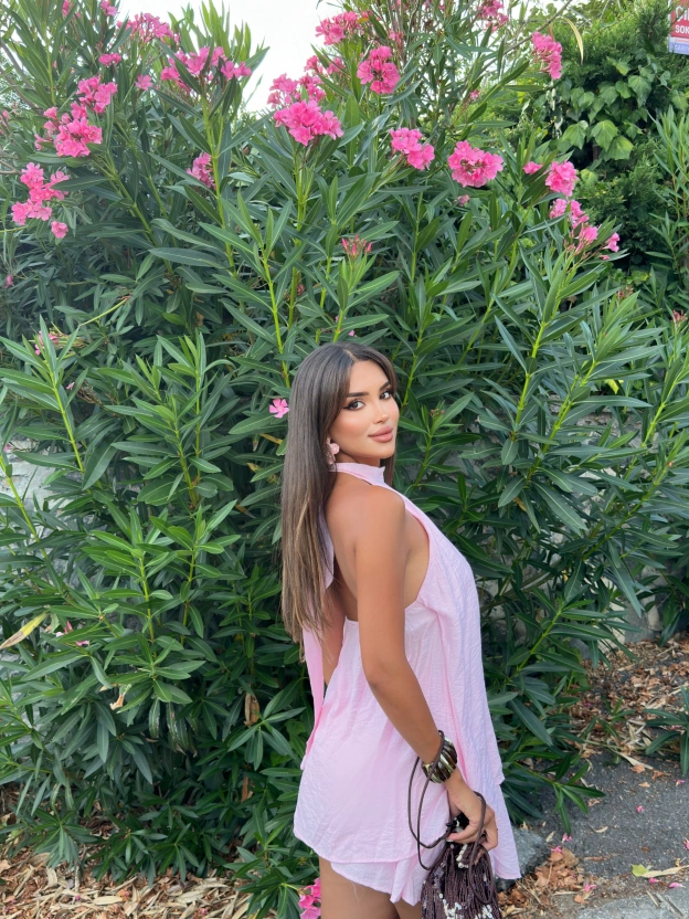 Pembe Halter Yaka Etek Takım