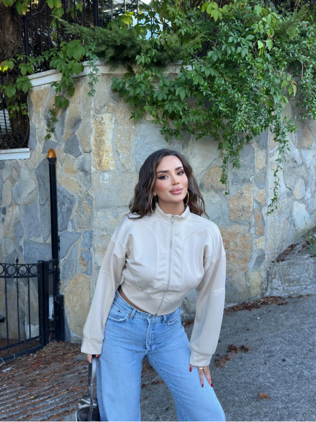 Bej Dik Yaka Crop Hırka