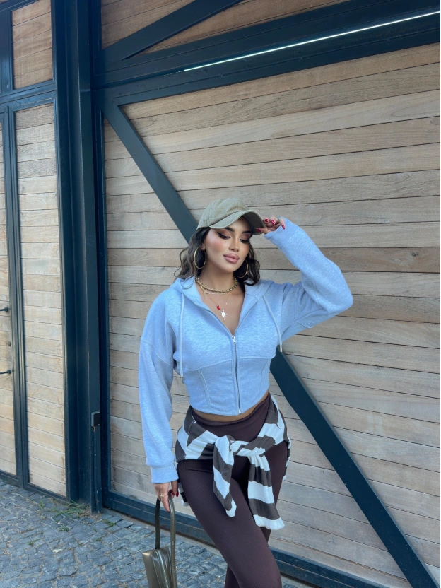 Gri Korse Crop Hırka
