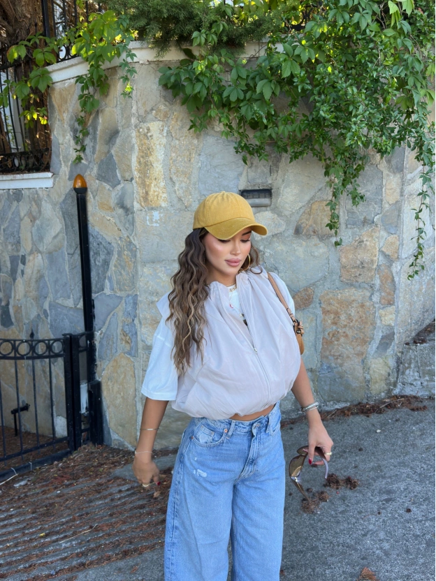 Bej Trenç Crop Yelek