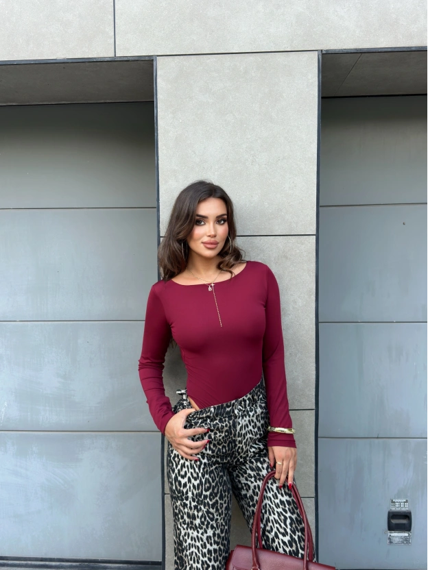 Bordo Toka Detay Bisiklet Yaka Bodysuit