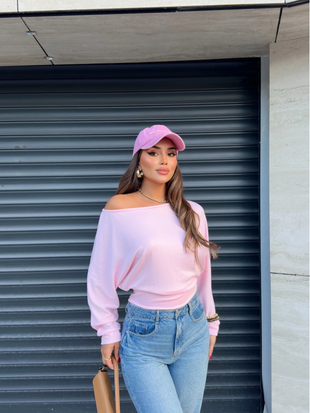 Pembe Kayık Yaka Bluz