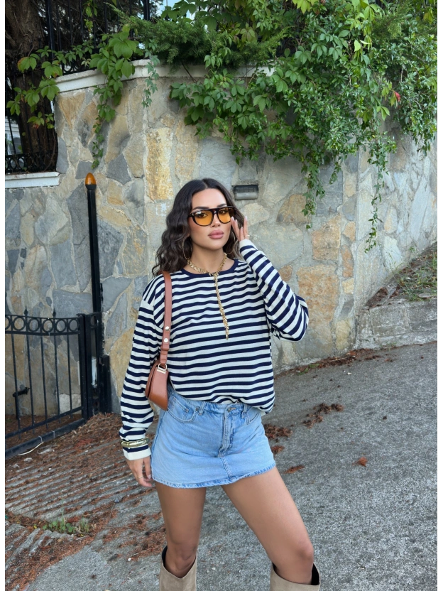 Lacivert Oversize Çizgili Triko