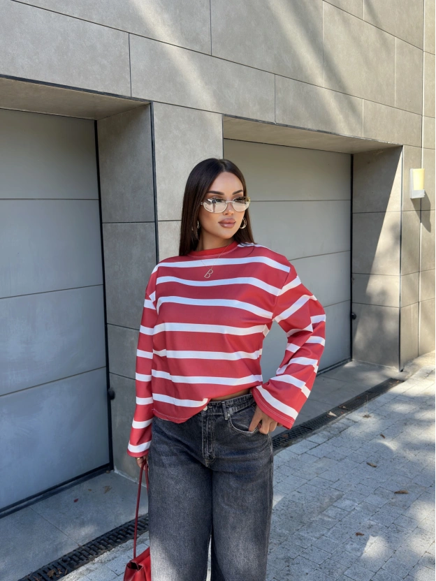 Kırmızı Kalın Çizgili Sweatshırt
