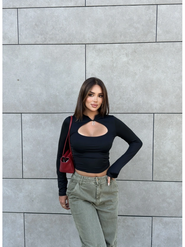 Siyah Damla Dekolteli Crop