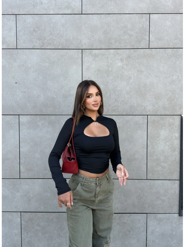 Siyah Damla Dekolteli Crop