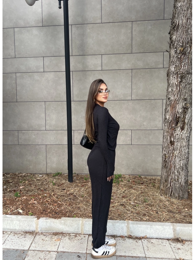 Siyah Jogger Pantolon Büstiyerli Hırka Takım