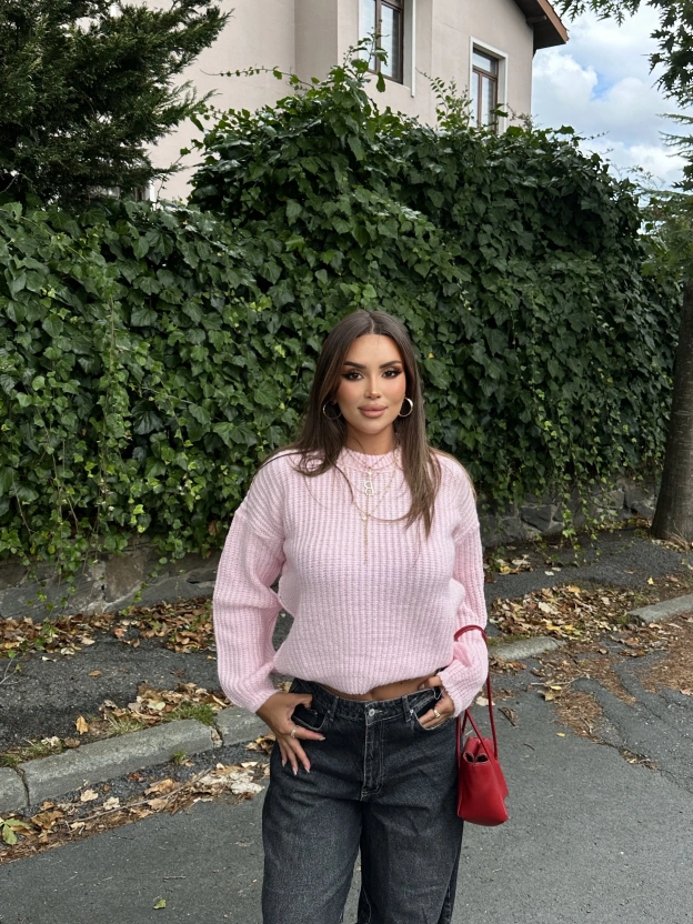 Pembe Bisiklet Yaka Crop Kazak