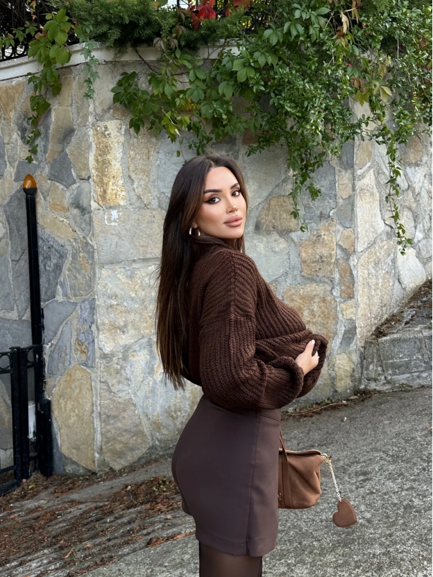 Kahverengi Aksesuar Tokalı Asimetrik Şort Etek