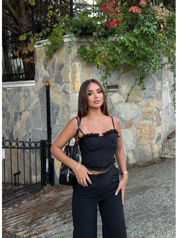 Siyah Tül Detay Balenli Bralet