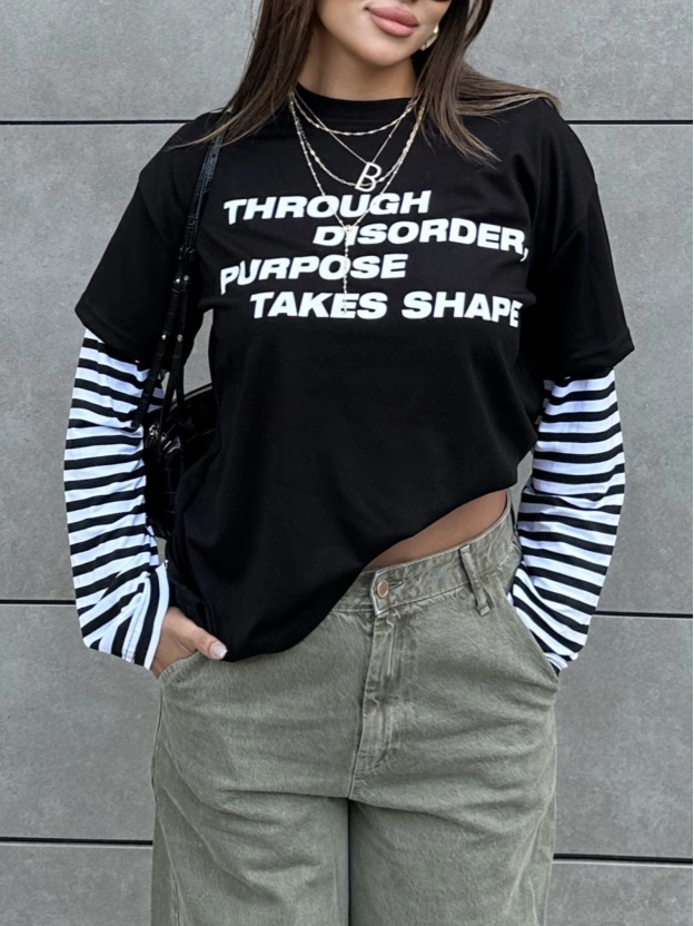 Siyah Kolları Çizgili Oversize Sweatshırt