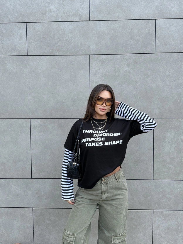 Siyah Kolları Çizgili Oversize Sweatshırt