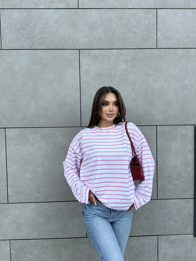 Beyaz Pembe Çizgili Bisiklet Yaka Sweatshırt