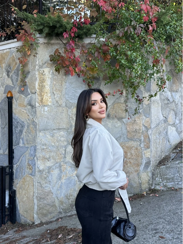 Bej Kemerli Crop Trenç Ceket