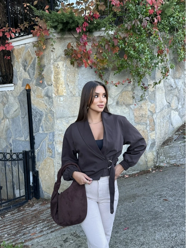 Kahverengi Kemerli Crop Trenç Ceket