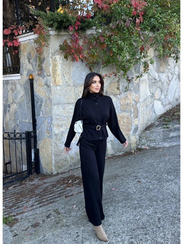 Siyah Toka Detay Premium Takım
