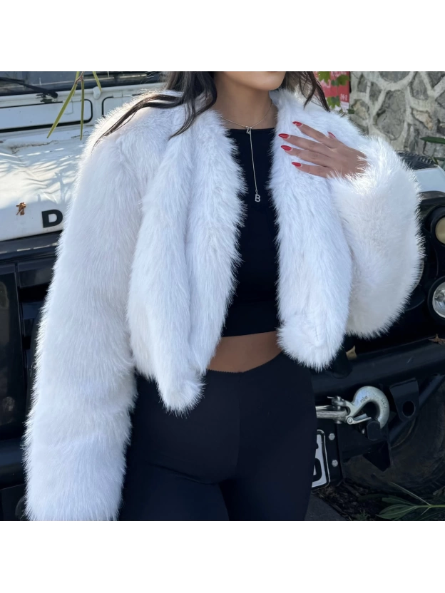Beyaz Crop Kürk Ceket