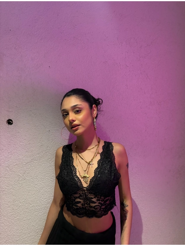 Siyah Dantelli Bralet