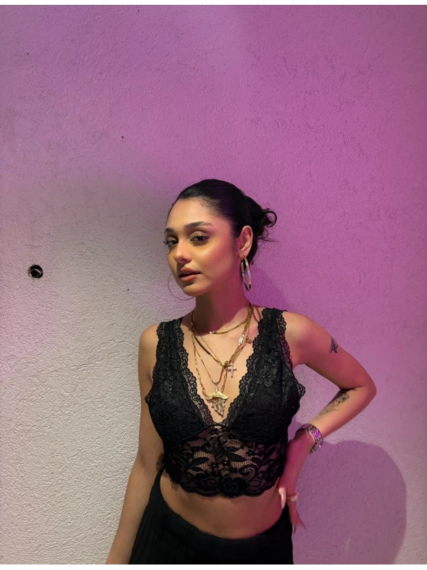 Siyah Dantelli Bralet