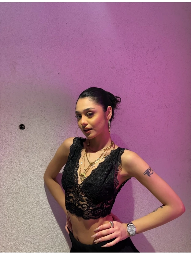 Siyah Dantelli Bralet