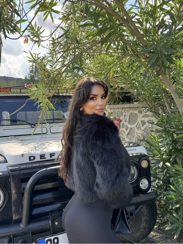 Siyah Crop Kürk Ceket