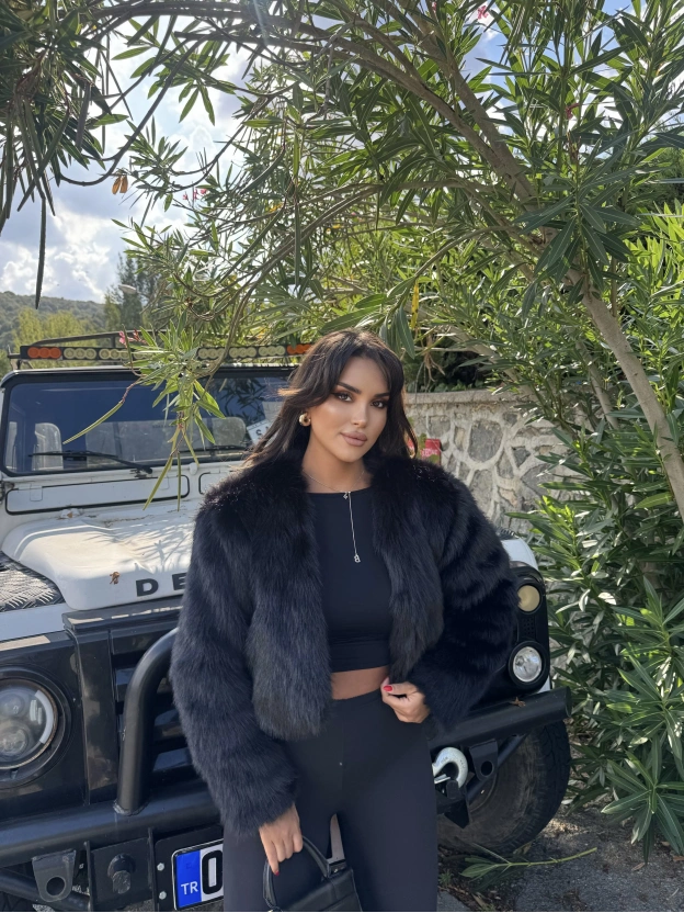 Siyah Crop Kürk Ceket