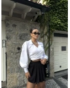 Beyaz Bağlamalı Gömlek