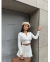 Beyaz Düğmeli Basic Crop