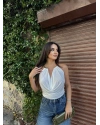 Beyaz Boyun Aksesuarlı Bodysuit