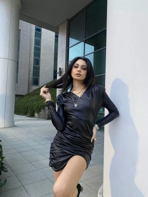 Siyah Vatkalı Deri Elbise