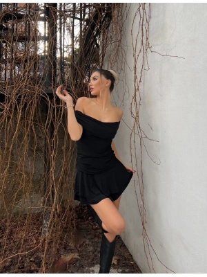 Siyah Madonna Yaka Elbise