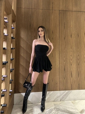 Siyah Straplez Şortlu Elbise