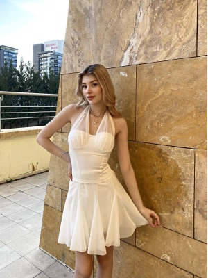 Beyaz Tül Detay Gloplu İkili Etek Takım