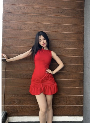 Kırmızı Büzgü Detay Mini Elbise