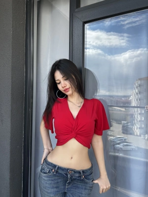 Kırmızı Bağlama Detay Crop