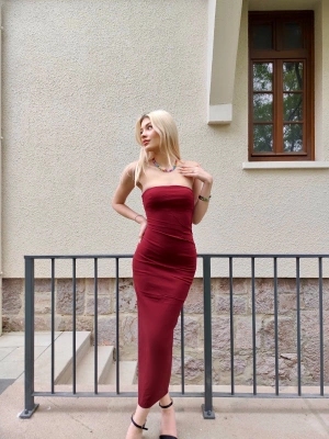 Bordo Straplez Yırtmaç Detay Uzun Elbise