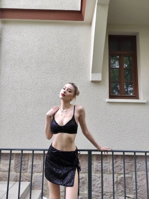 Siyah Payetli Crop Etek Takım