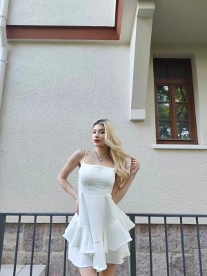 Beyaz Askılı Prenses Elbise