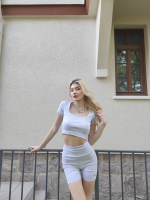 Gri Kısa Kollu Tayt Takım