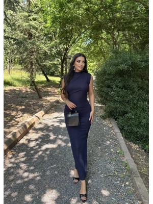 Lacivert Simli Yırtmaç Detay Uzun Elbise